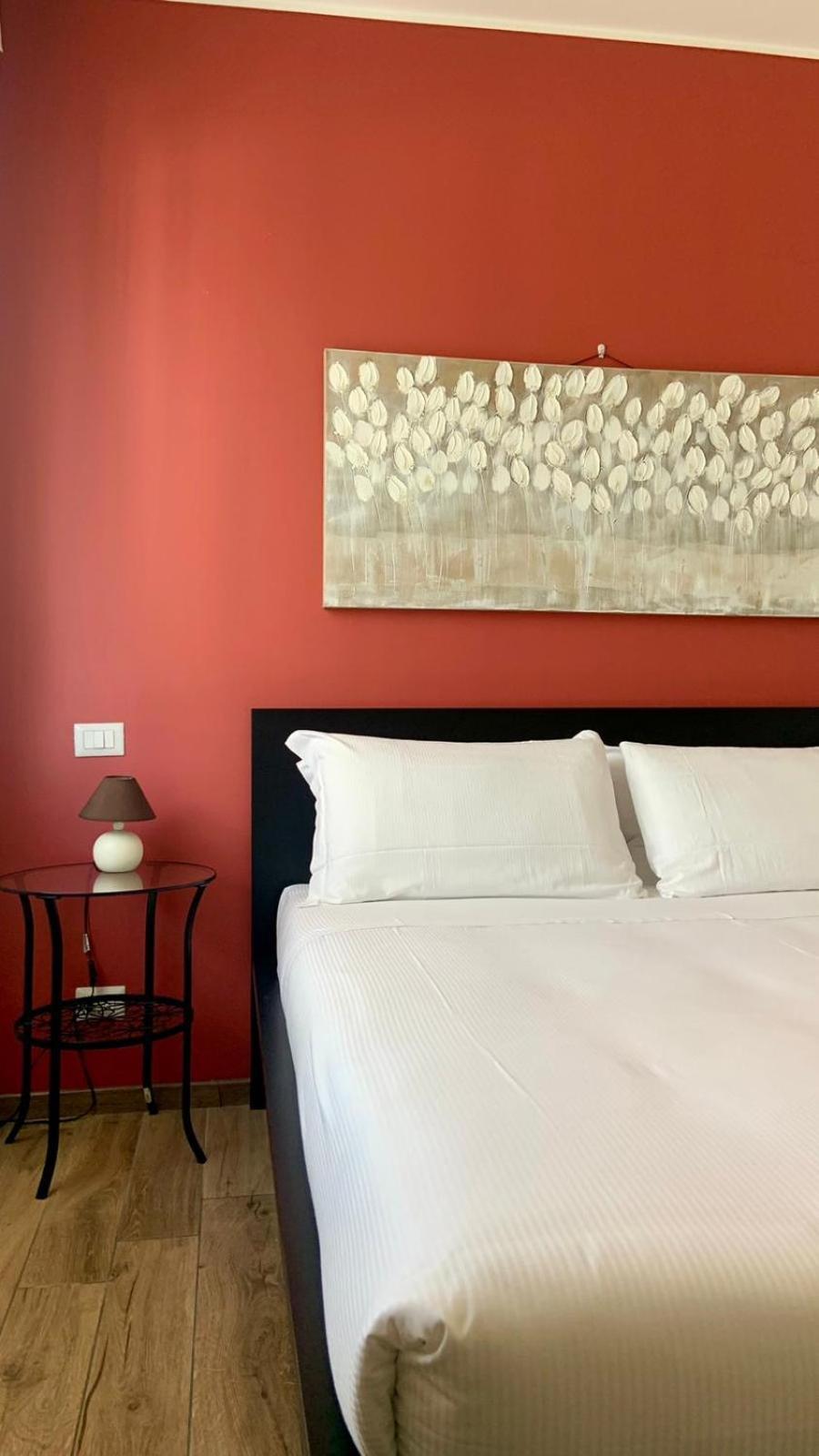Airuno Rooms ภายนอก รูปภาพ